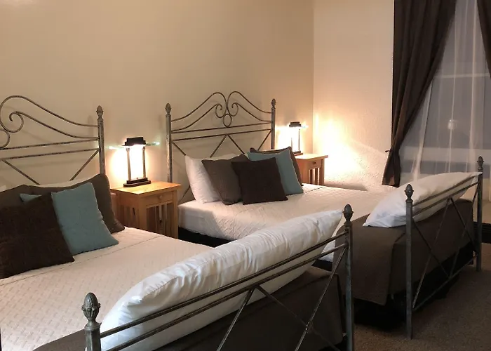 Hotel The Block Basic - Queen Bisbee